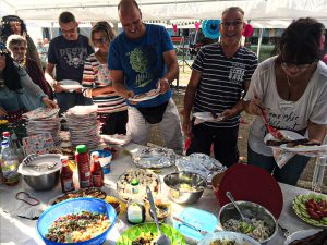 Fotoalbum Demenz WG Köpenick 25 Sommerfest Koepenick 06